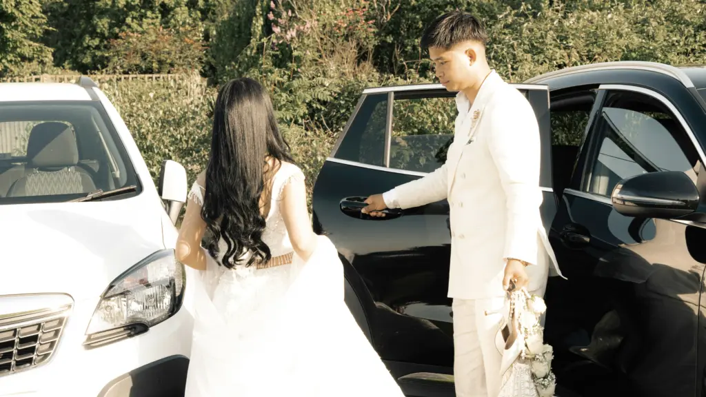 Looking to Surprise Someone Special? Book Luxury Car Service in Washington State