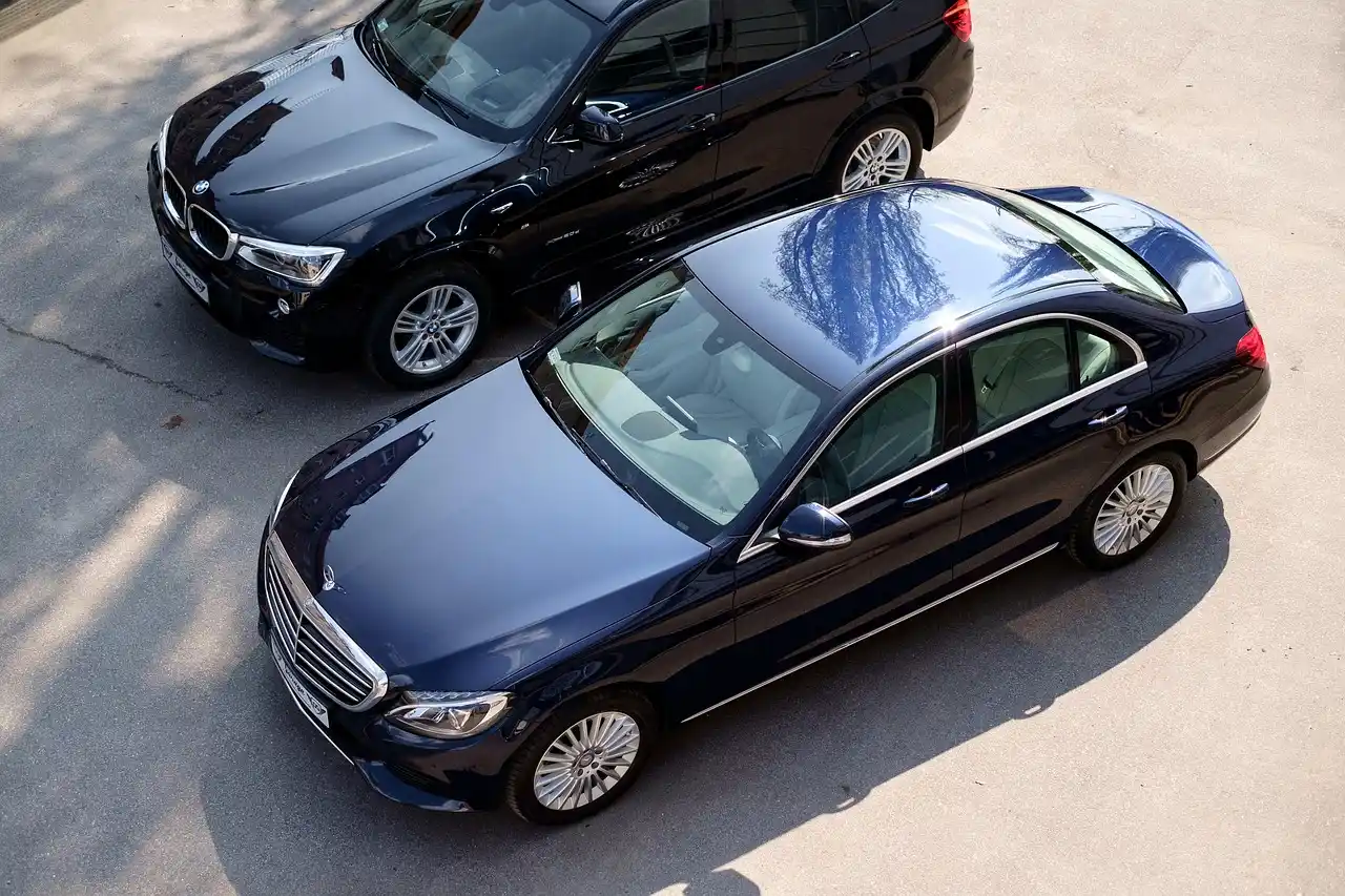 Book Impeccable Luxury Car Service to SeaTac Airport