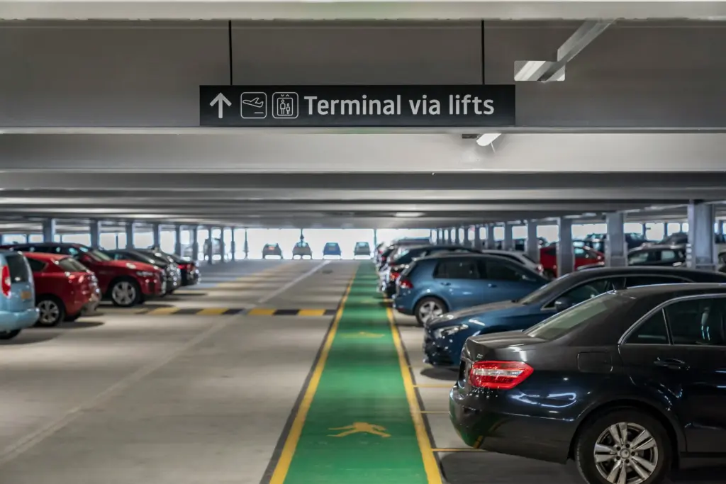 Why Choose an Airport Car Service Instead of Parking at SeaTac Airport?
