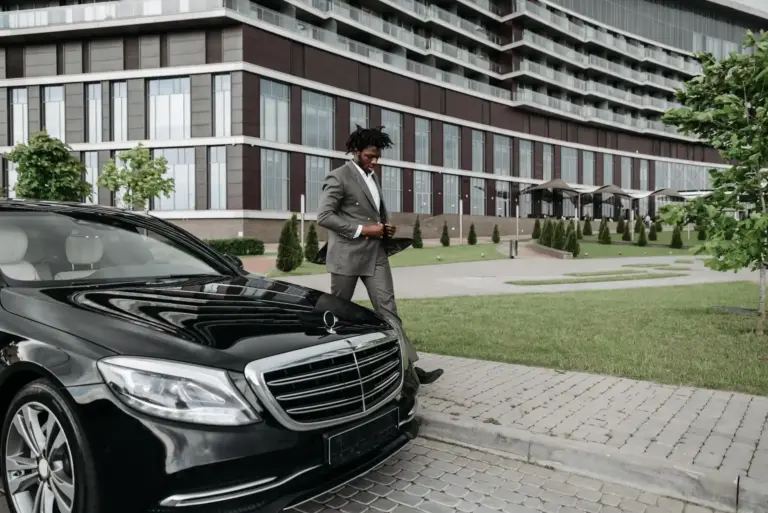Executive Car Service Kirkland: Flat Rate, In-House Chauffeurs